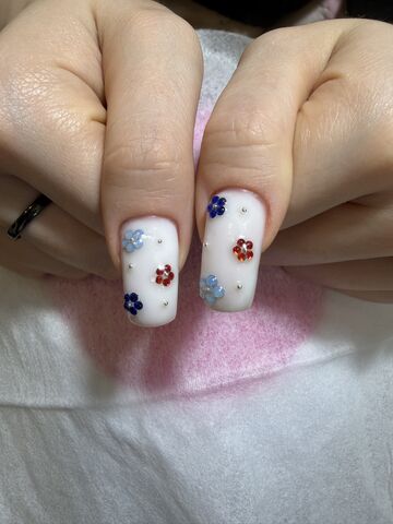 цветы маникюр — работа мастера Бурулай, Flamy nails Комсомольская