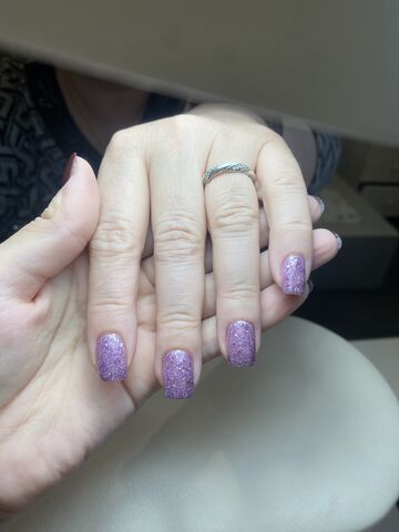 лак с блестками маникюр — работа мастера Клара, Flamy nails Комсомольская
